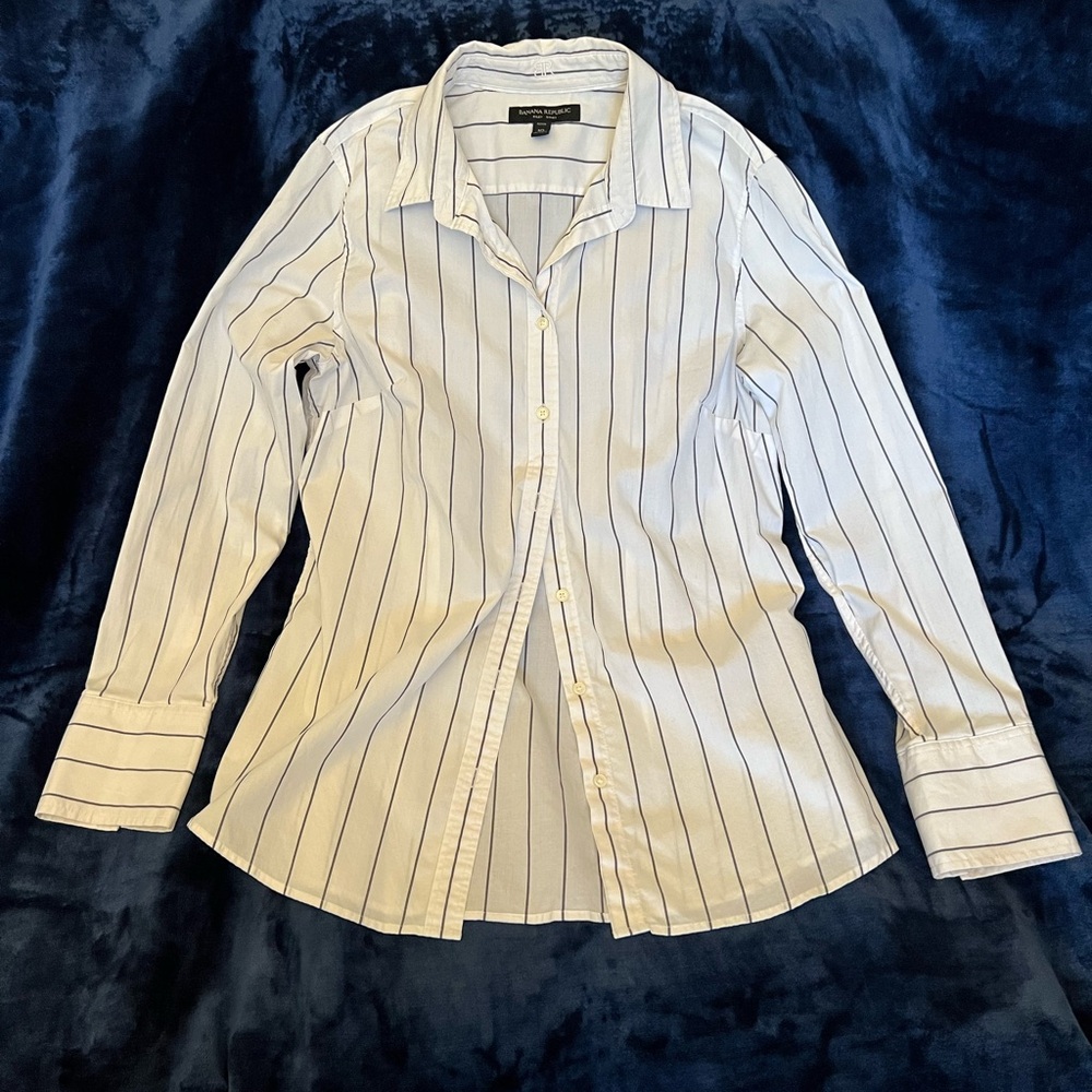 Banana Republic White with dark gray / black stripe Riley Shirt